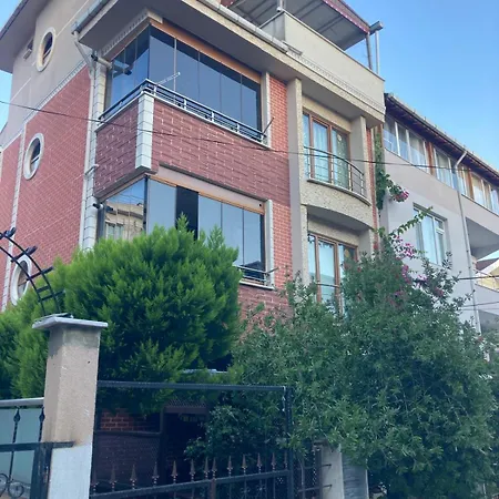 Europa Family House Apartamento *